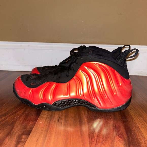 Air Foamposite One ‘Habanero Red’ - Picture 2 of 6